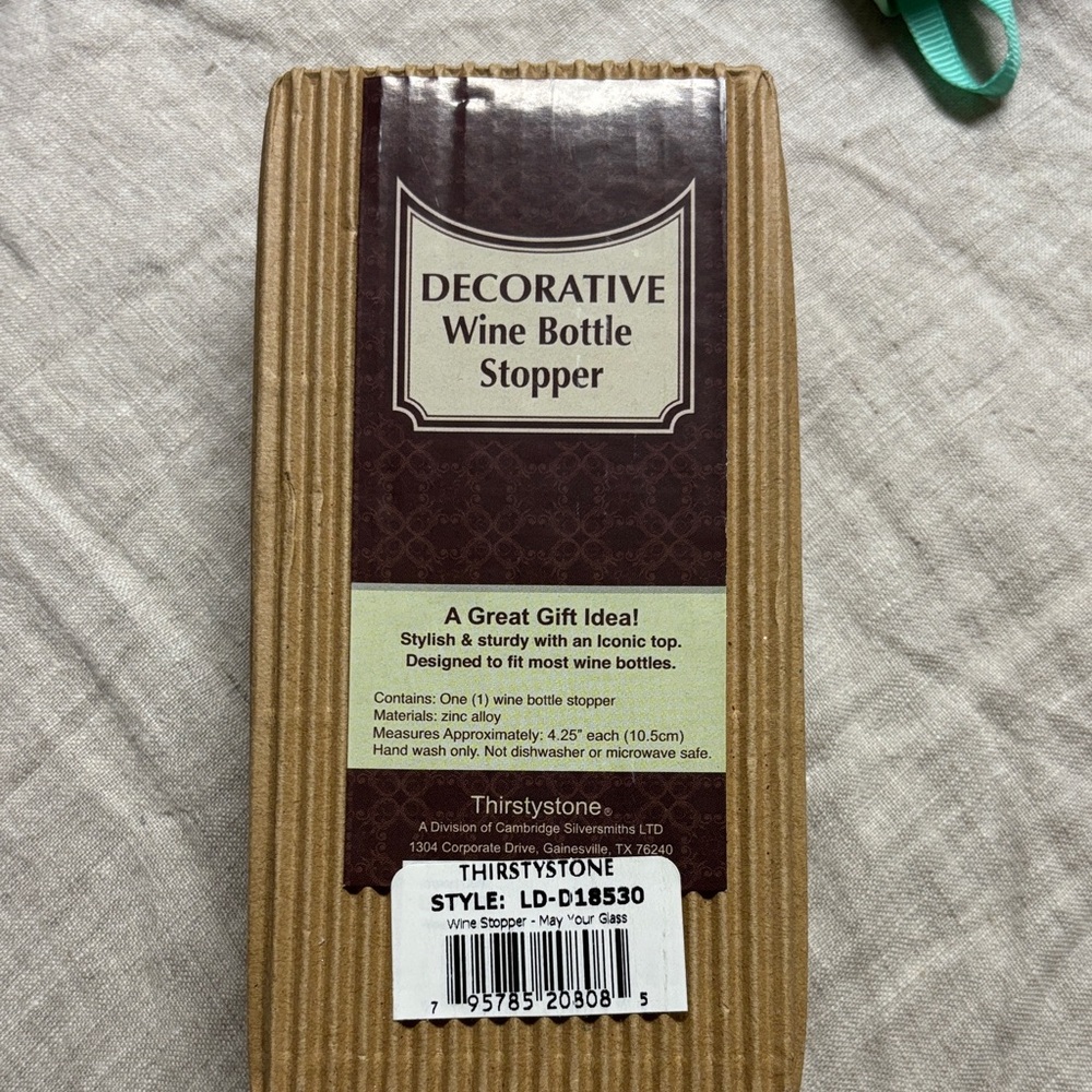 Elegant Silver Wine Stopper - Picture 4 of 4